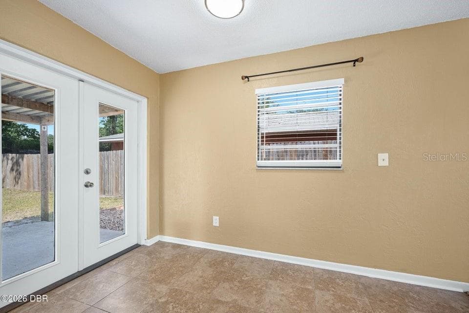 Single Family Residence at 1324 GRANADA AVE, DAYTONA BEACH, photo 12 of 31