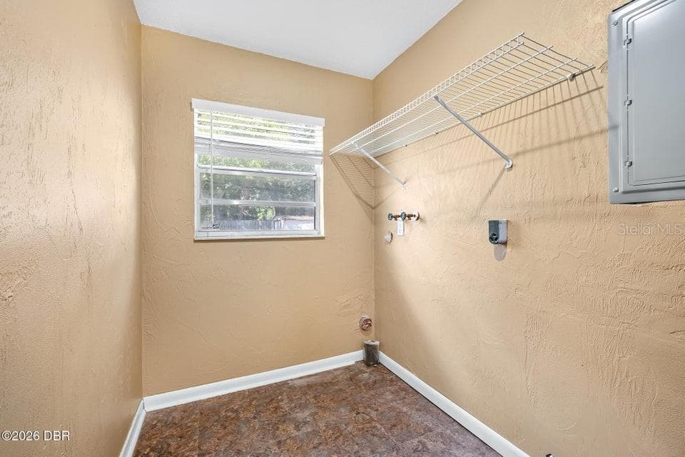 Single Family Residence at 1324 GRANADA AVE, DAYTONA BEACH, photo 23 of 31