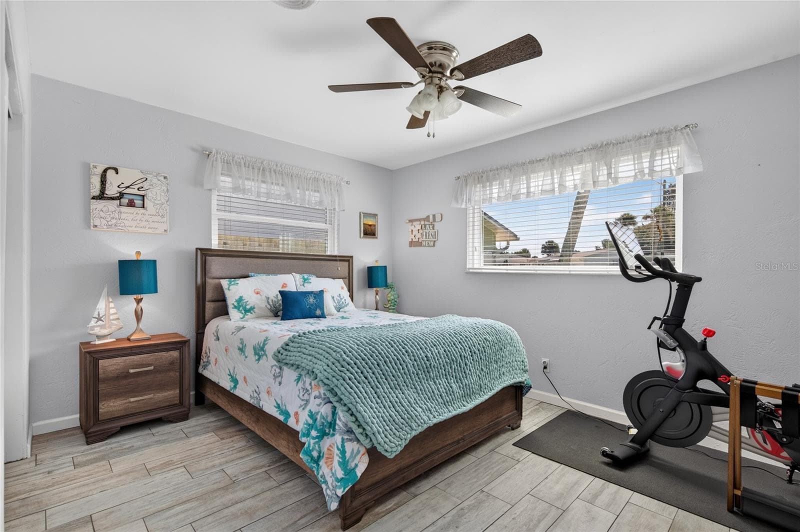 Single Family Residence at 53 RIVOCEAN DR, ORMOND BEACH, photo 12 of 16