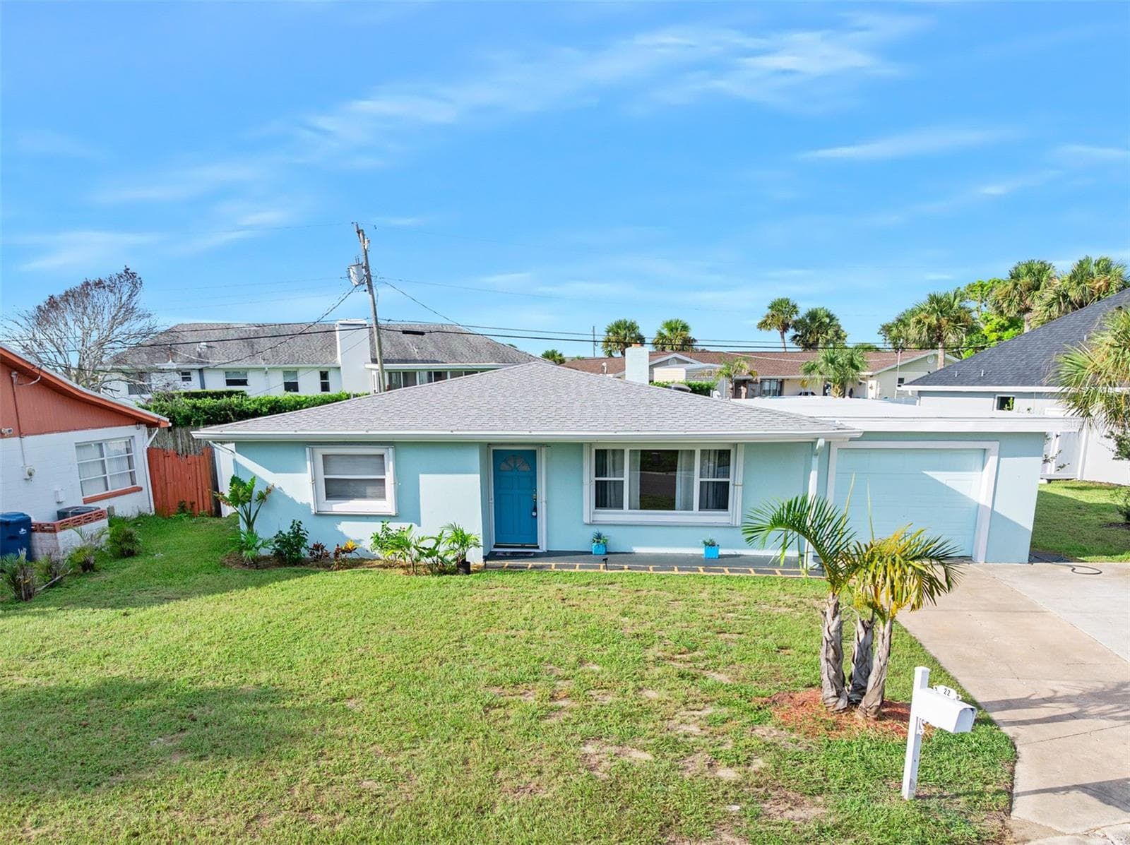 22 PLAZA DR