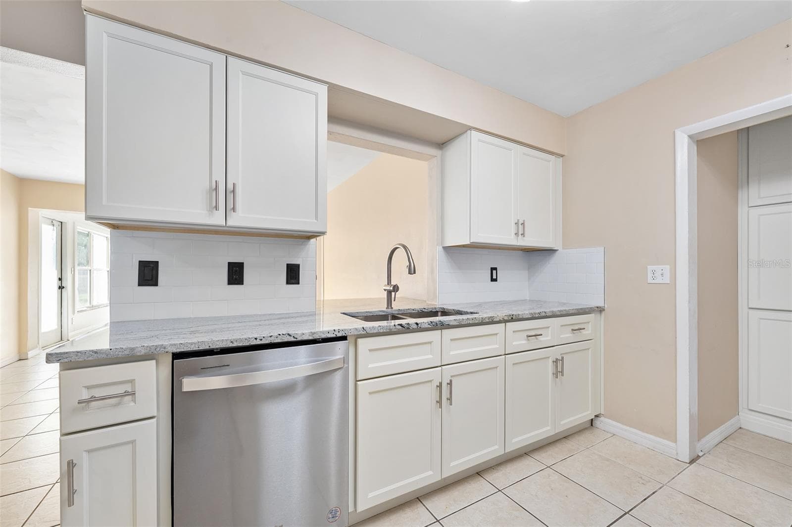 Brand new kitchen - 22 PLAZA DR, ORMOND BEACH