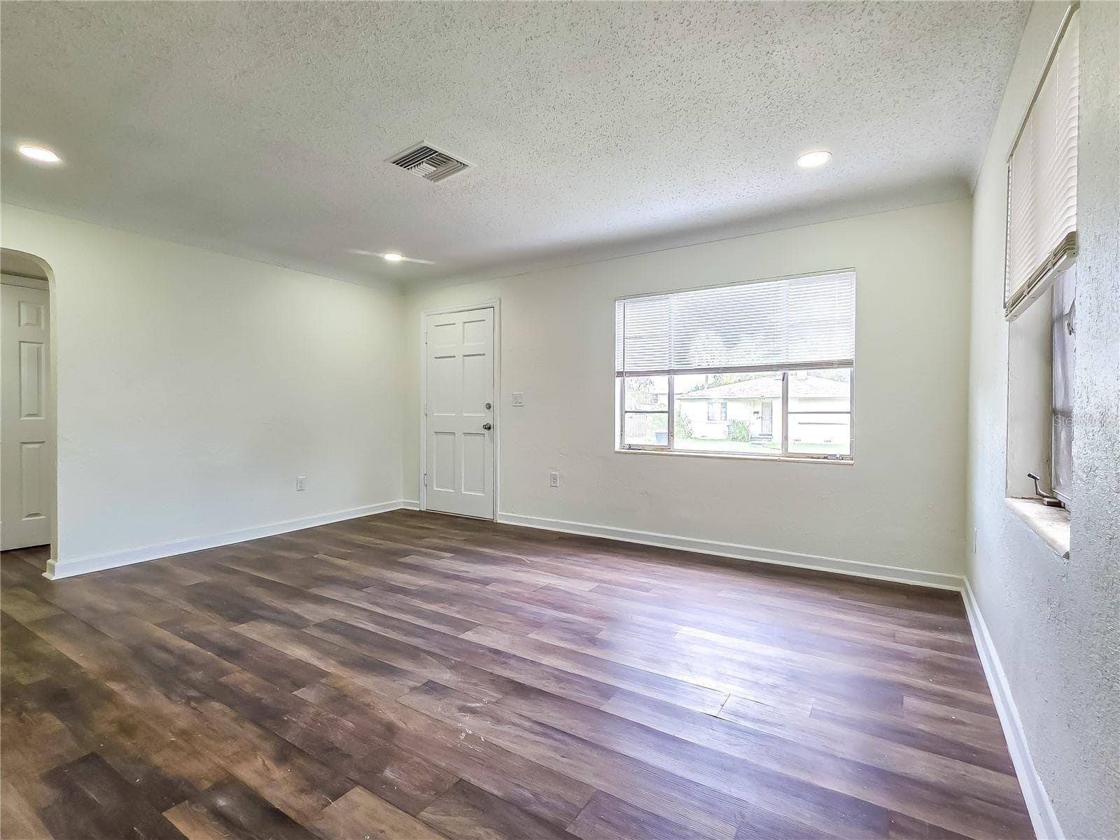 Family room - 1745 FREEMAN ST S, ST PETERSBURG