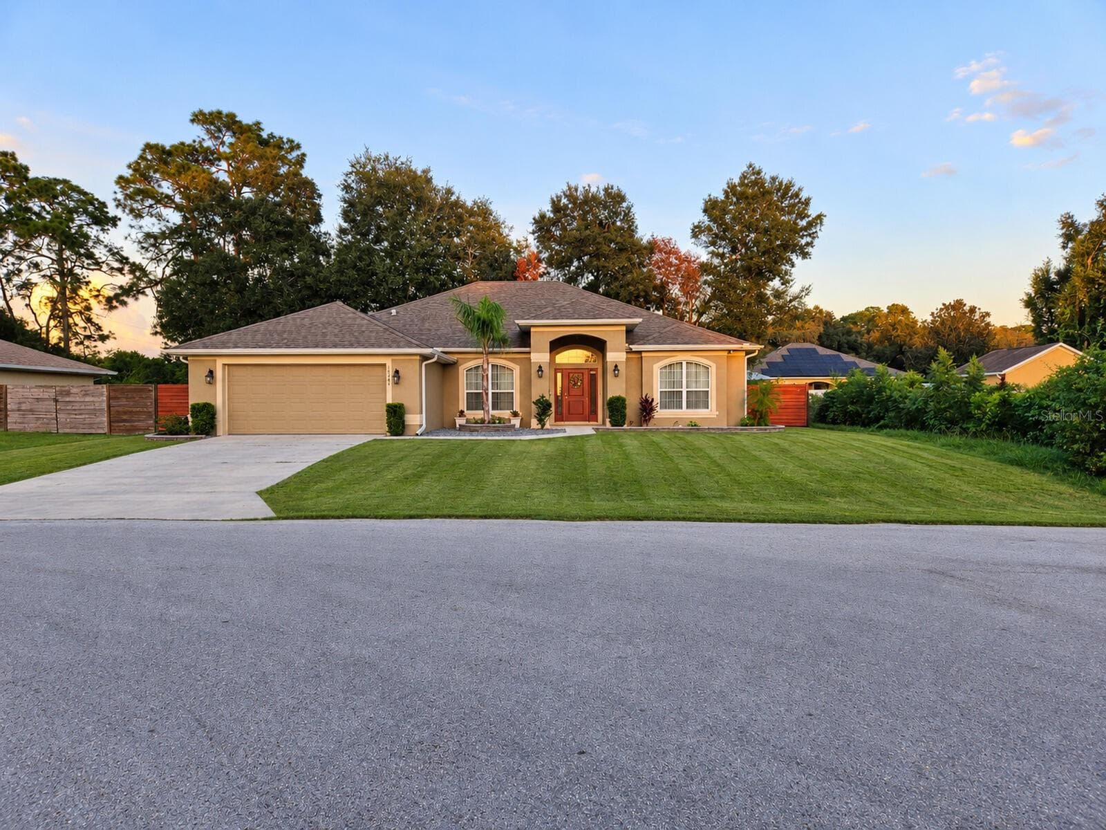 Single Family Residence at 16049 SE 89TH TER, SUMMERFIELD, photo 4 of 44