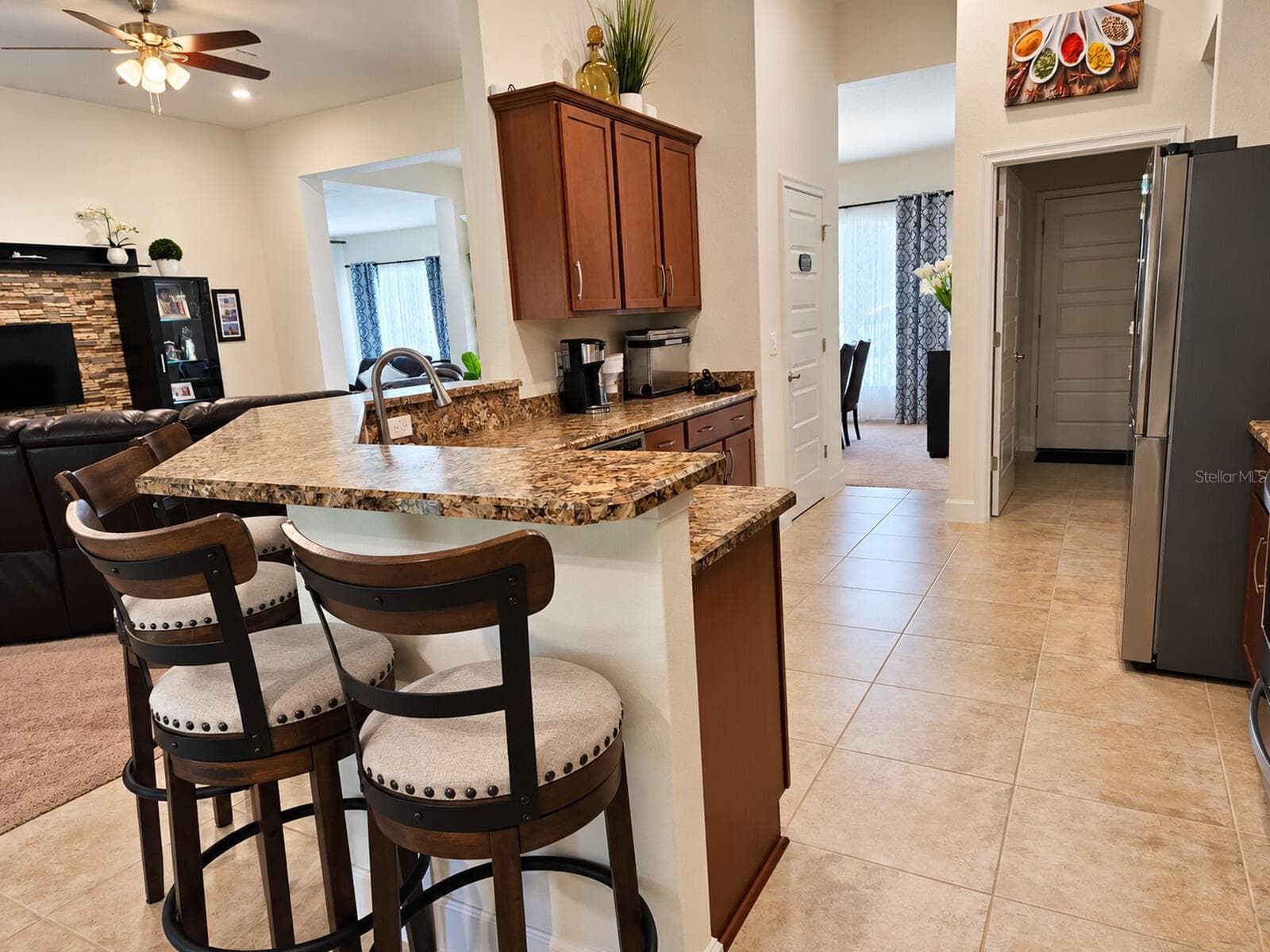 Single Family Residence at 16049 SE 89TH TER, SUMMERFIELD, photo 5 of 44