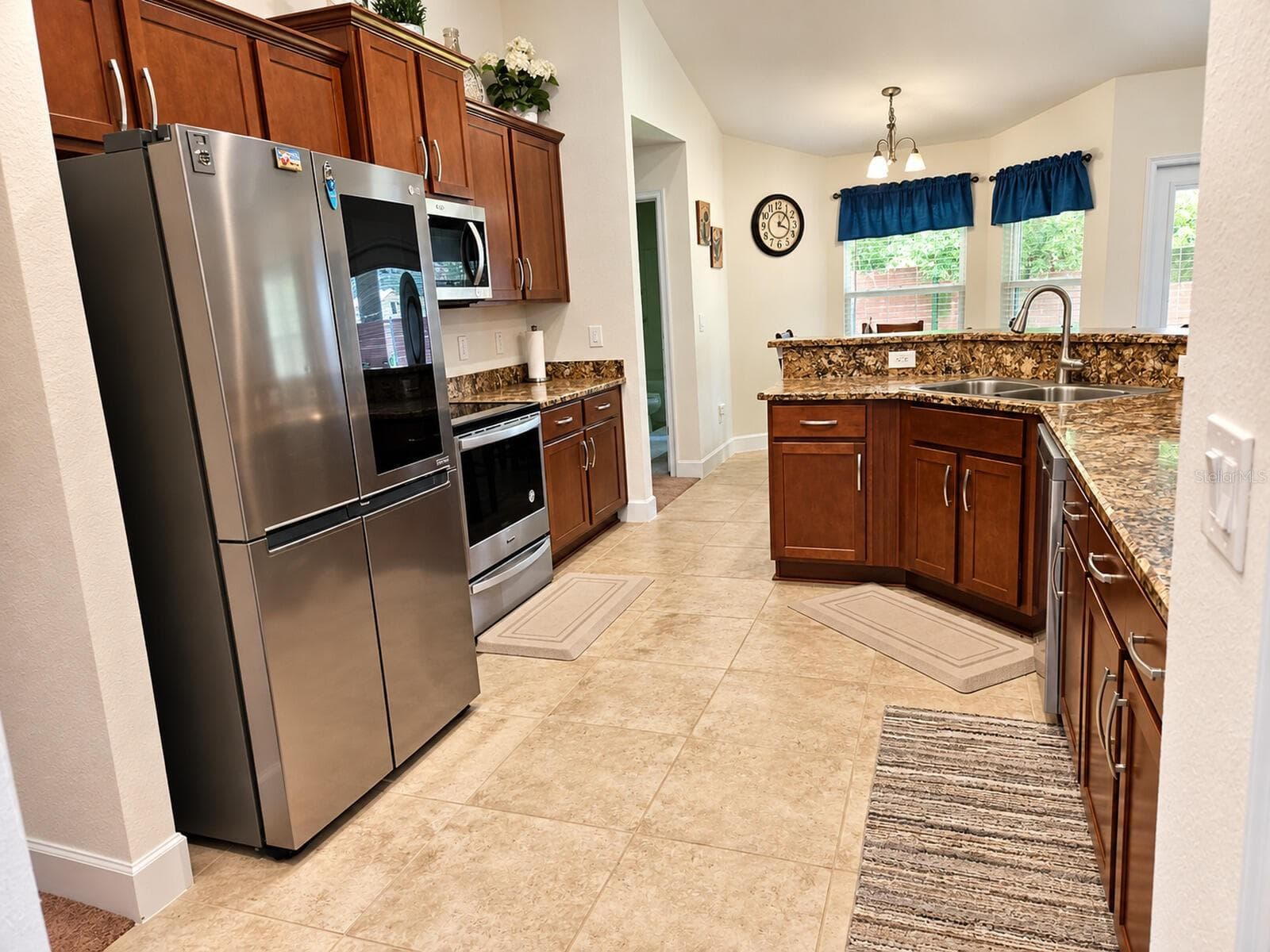 Single Family Residence at 16049 SE 89TH TER, SUMMERFIELD, photo 6 of 44