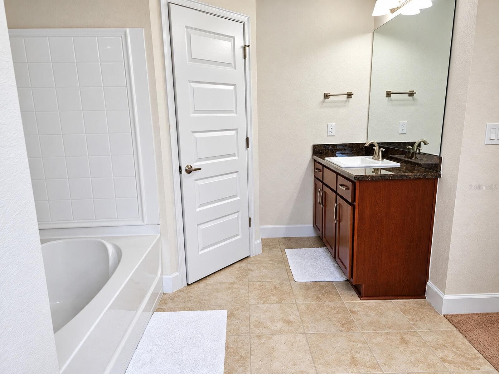 Single Family Residence at 16049 SE 89TH TER, SUMMERFIELD, photo 34 of 44