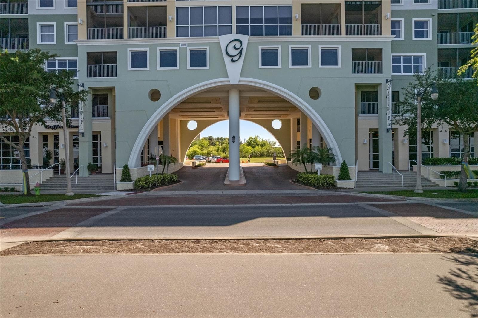 Portico with secure lobbies on either side. Retail on bottom floor. - 225 W SEMINOLE BLVD #603, SANFORD