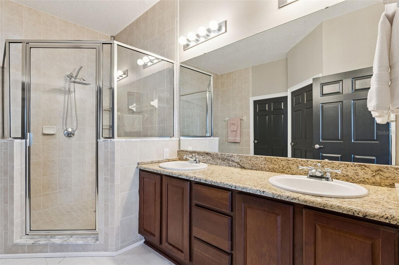 Second Primary Bathroom with double sink vanity. - 225 W SEMINOLE BLVD #603, SANFORD