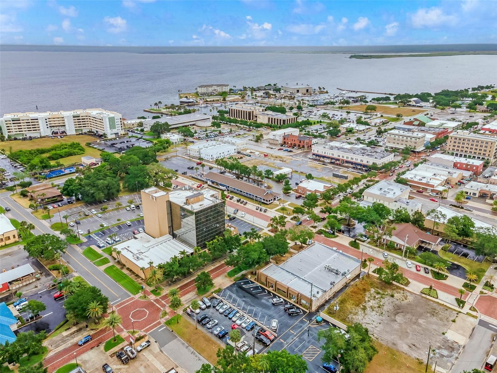 Overhead view of Sanford with Gateway at Riverwalk in upper left. - 225 W SEMINOLE BLVD #603, SANFORD