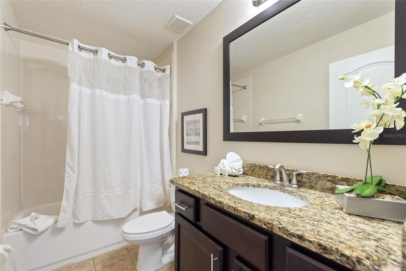Townhouse at 8205 ROSEVILLE BLVD, DAVENPORT, photo 18 of 39