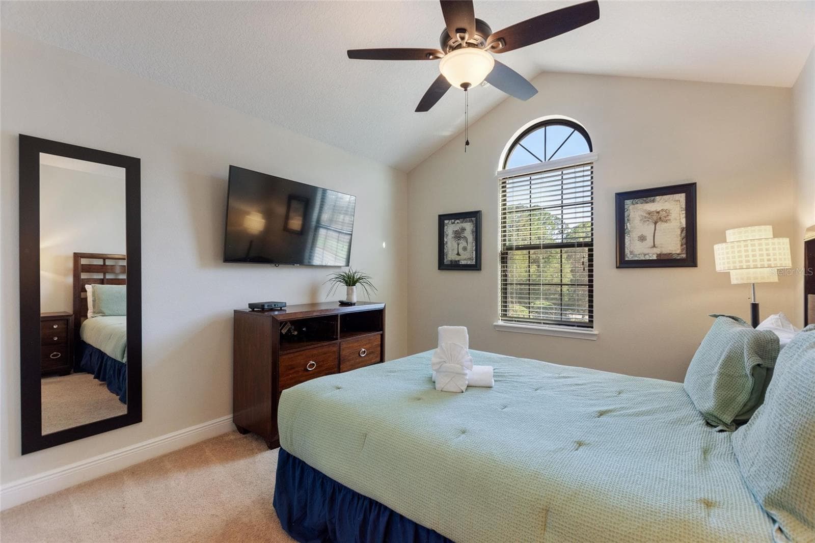 Townhouse at 8205 ROSEVILLE BLVD, DAVENPORT, photo 20 of 39