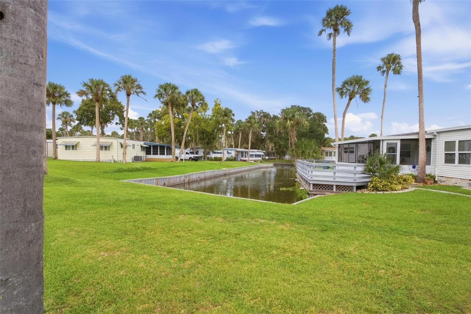 Canal to Trout Lake - 33 COCOS PLUMOSA DR, EUSTIS