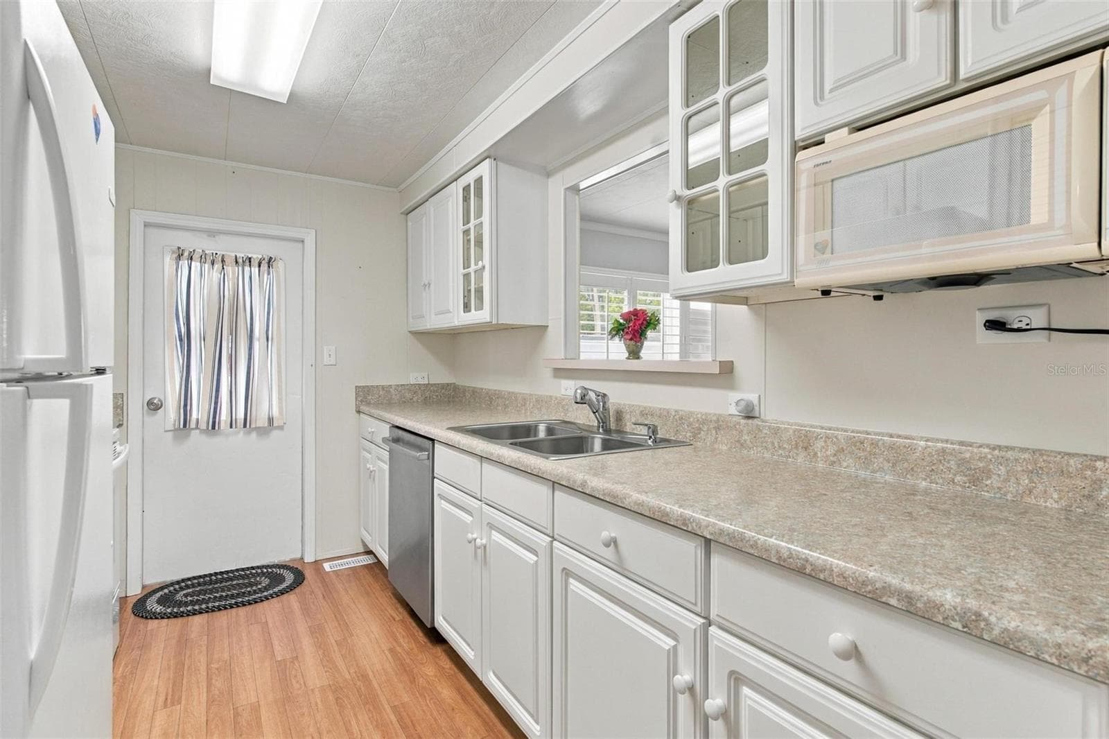 Mobile Home at 33 COCOS PLUMOSA DR, EUSTIS, photo 25 of 49