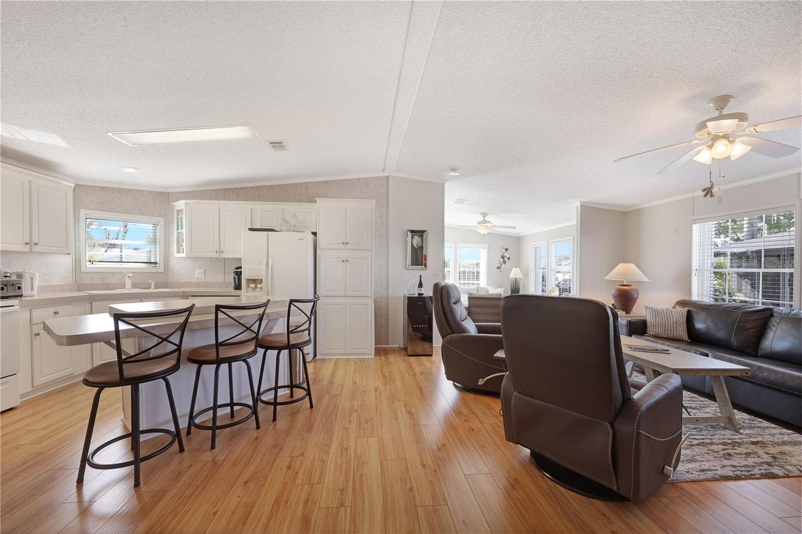 Manufactured Home at 2100 KINGS HWY #643, PORT CHARLOTTE, photo 13 of 89