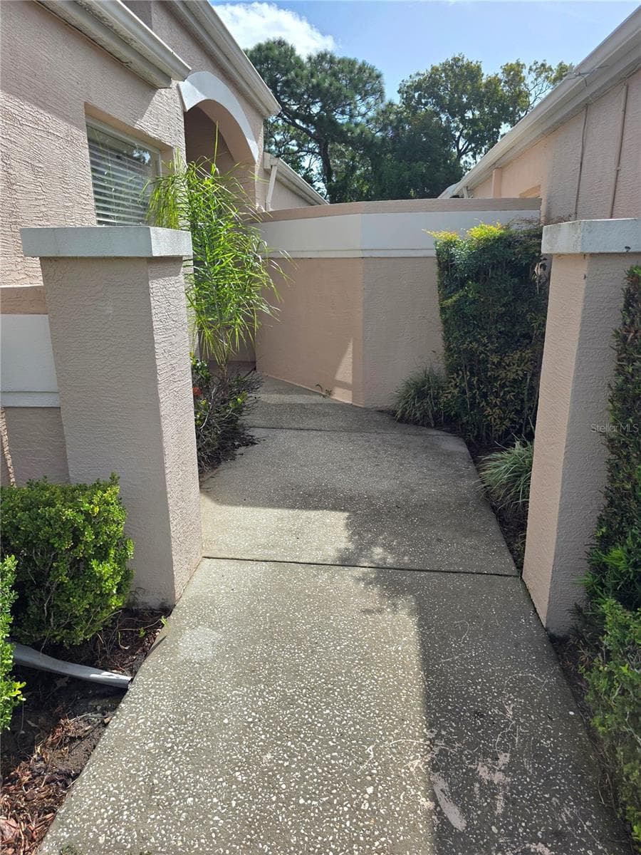Villa at 384 ROYAL PALM WAY, SPRING HILL, photo 3 of 28