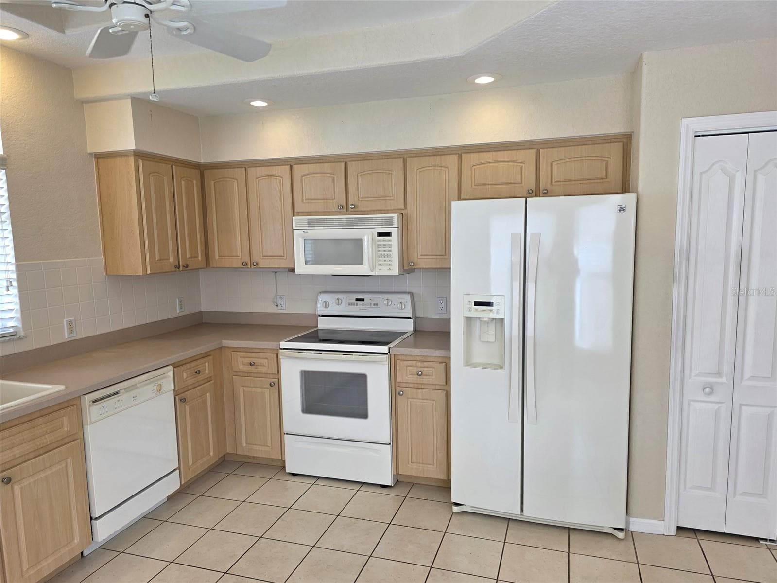 Villa at 384 ROYAL PALM WAY, SPRING HILL, photo 6 of 28