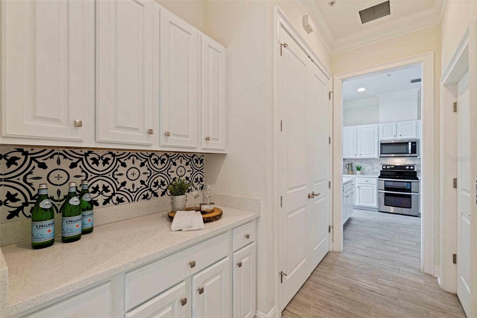 Townhouse at 300 NEWBURY PL N, ST PETERSBURG, photo 15 of 73