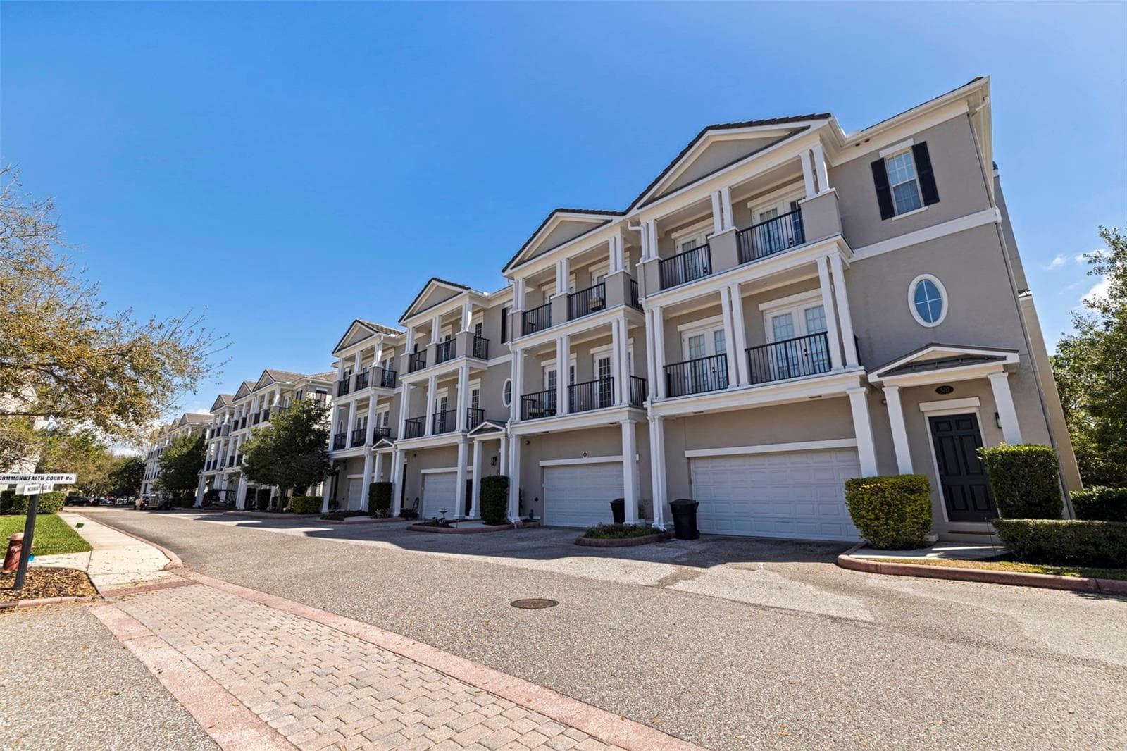 Townhouse at 300 NEWBURY PL N, ST PETERSBURG, photo 56 of 73