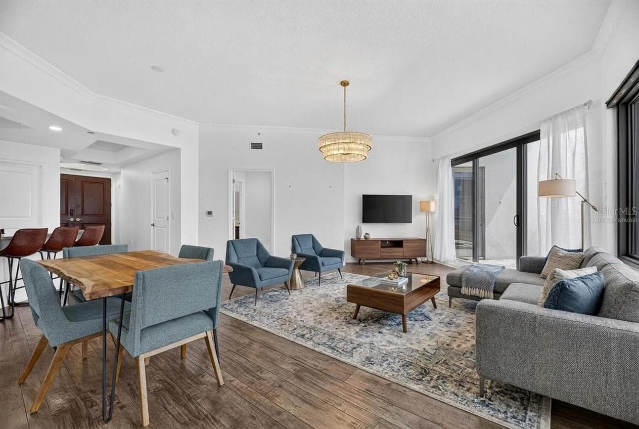 Virtually staged - 449 S 12TH ST #503, TAMPA