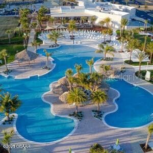 Community Pool - 213 BLUE STARFISH PL, DAYTONA BEACH