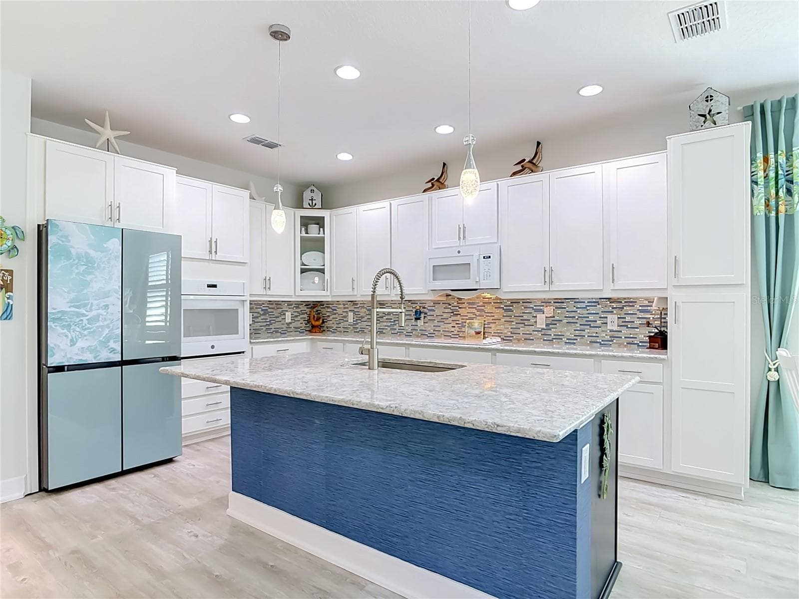 Kitchen - 213 BLUE STARFISH PL, DAYTONA BEACH