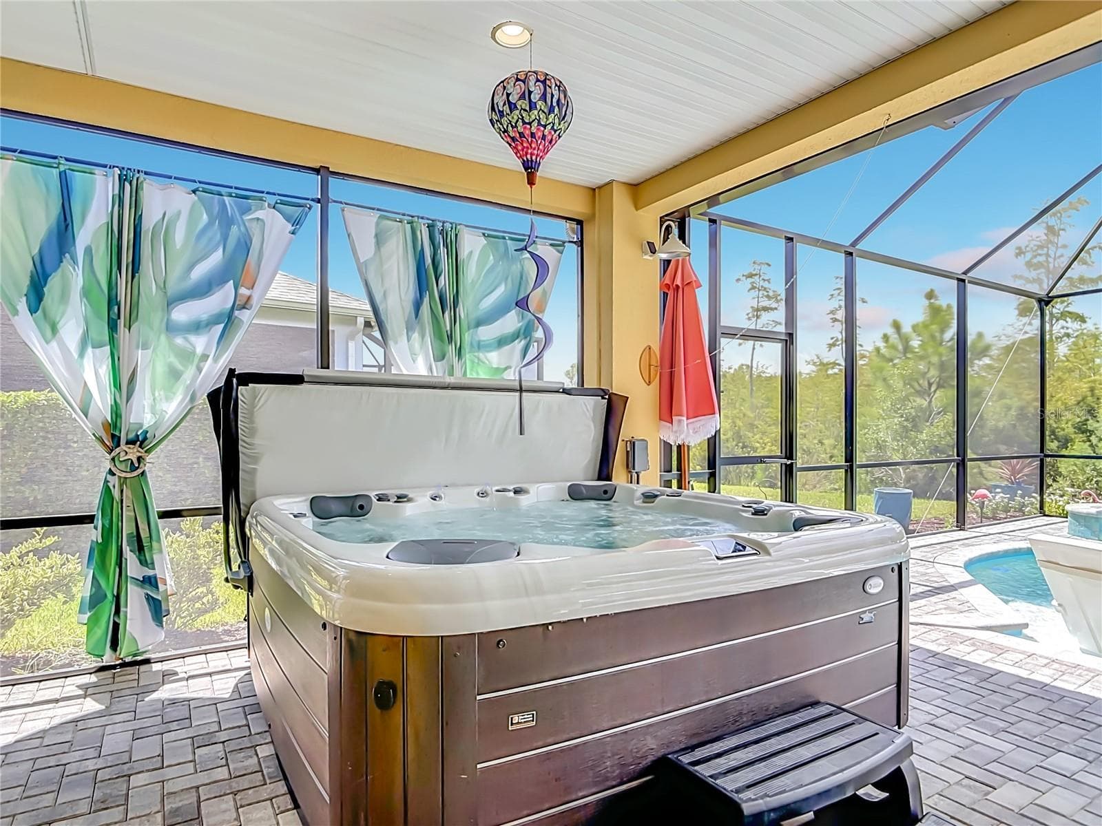 Hot Tub - 213 BLUE STARFISH PL, DAYTONA BEACH