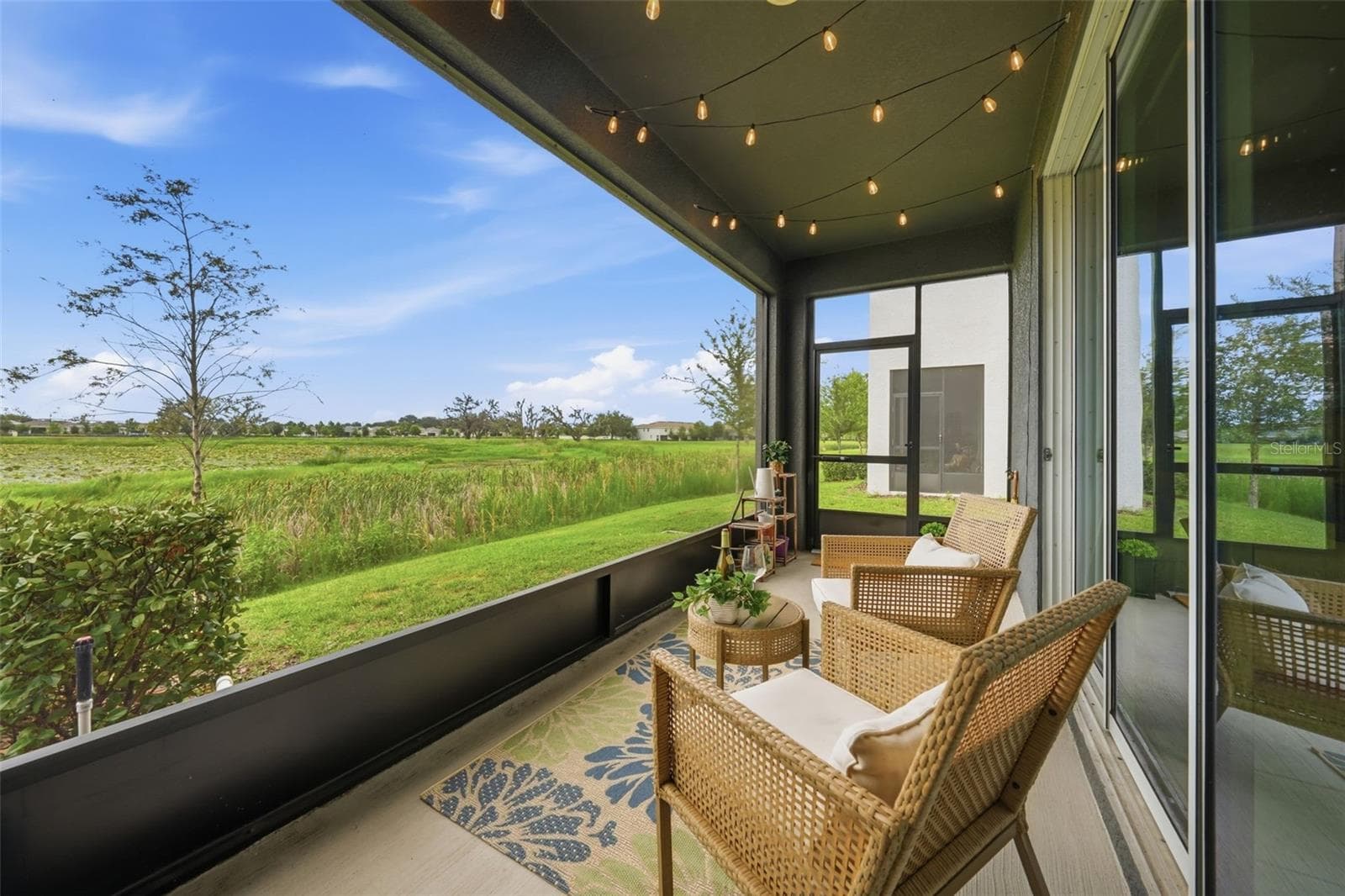 Wildlife at your beck and call from your own oasis! - 5238 DRAGONFLY DR, WILDWOOD