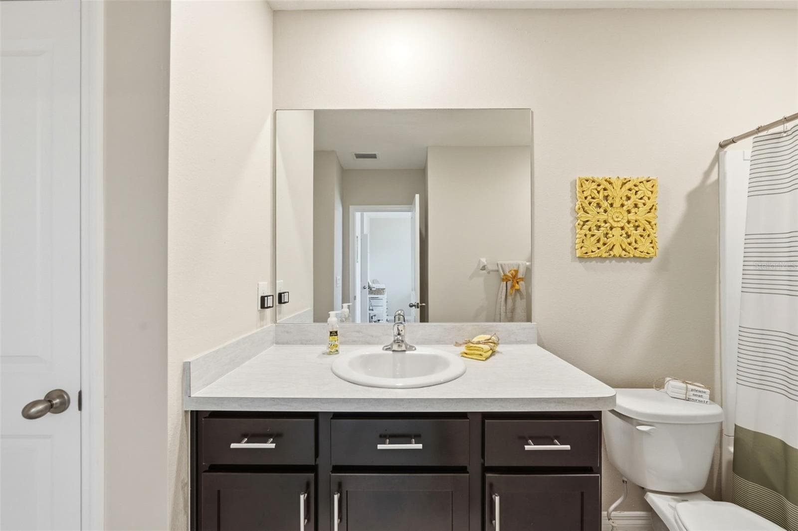 Large Second Bath - 5238 DRAGONFLY DR, WILDWOOD
