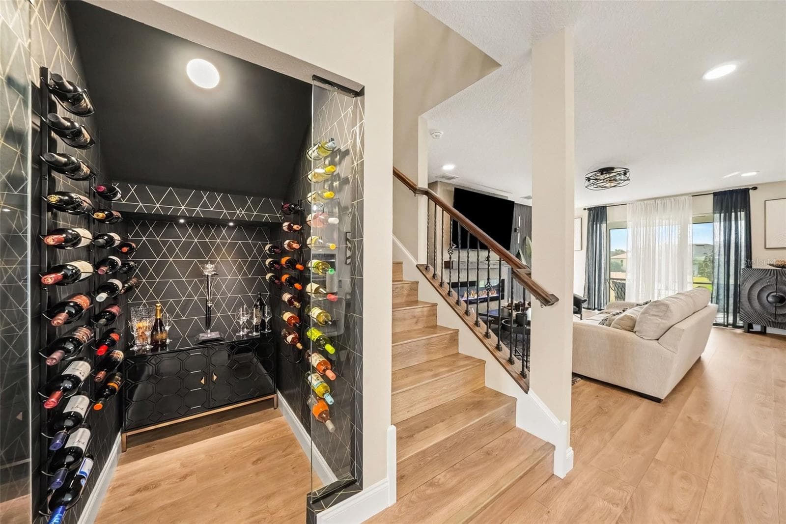 Wine Room - 2648 SUNNY PEBBLE LOOP, ZEPHYRHILLS