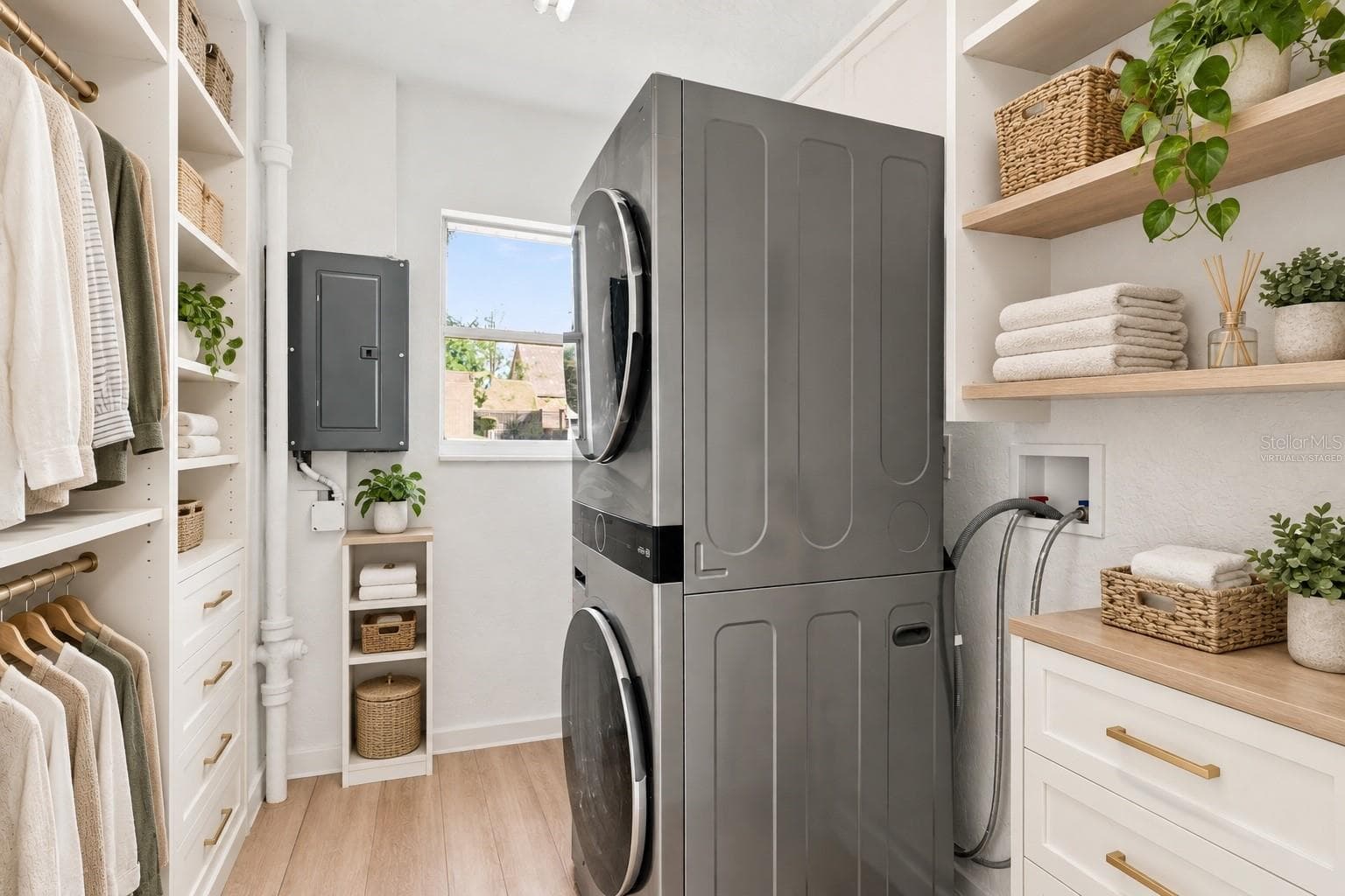 Virtually staged Primary with laundry - 933 41ST AVE NE, ST PETERSBURG