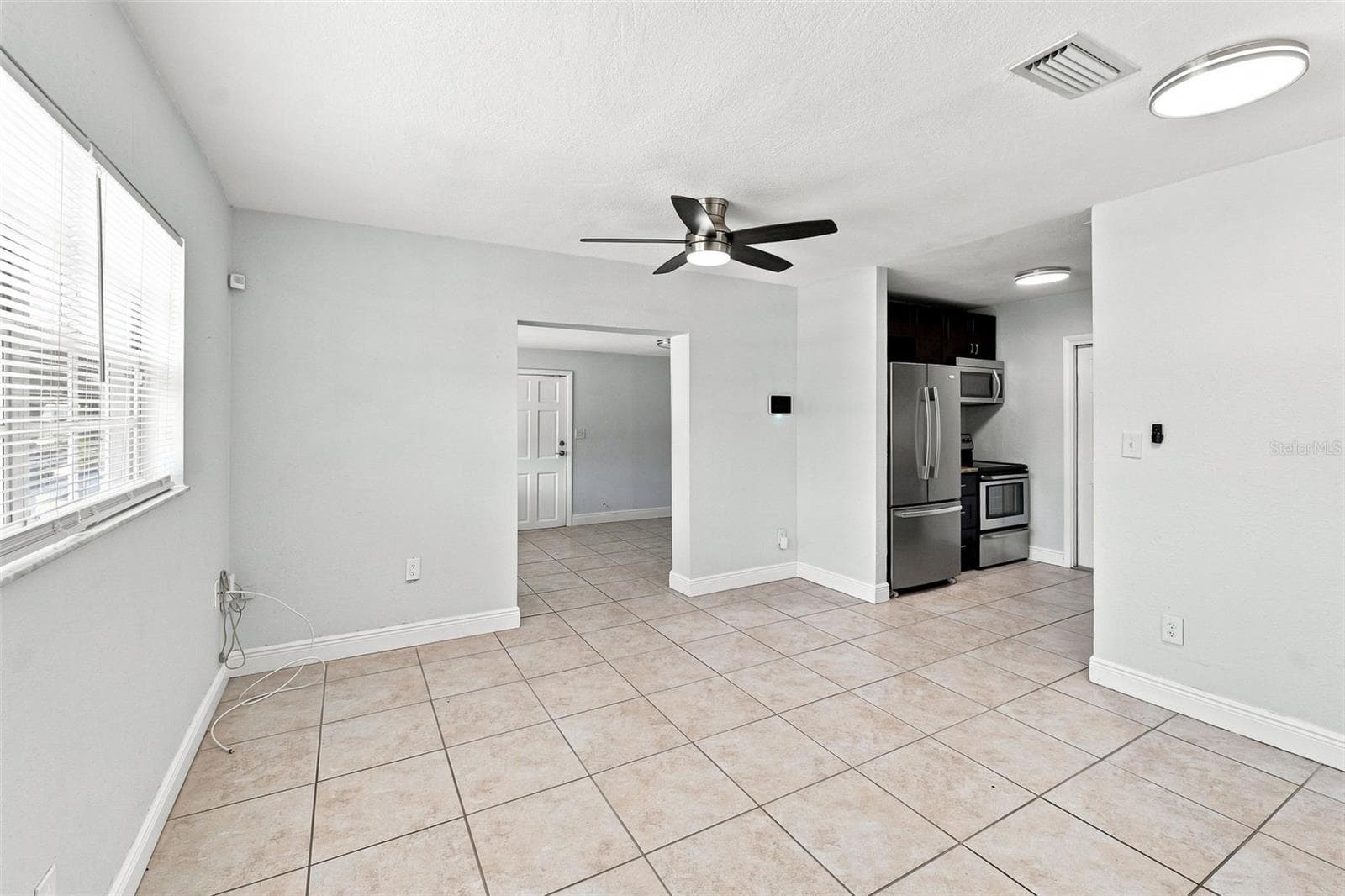 Main Living Space - 8326 ENDIVE AVE, TAMPA