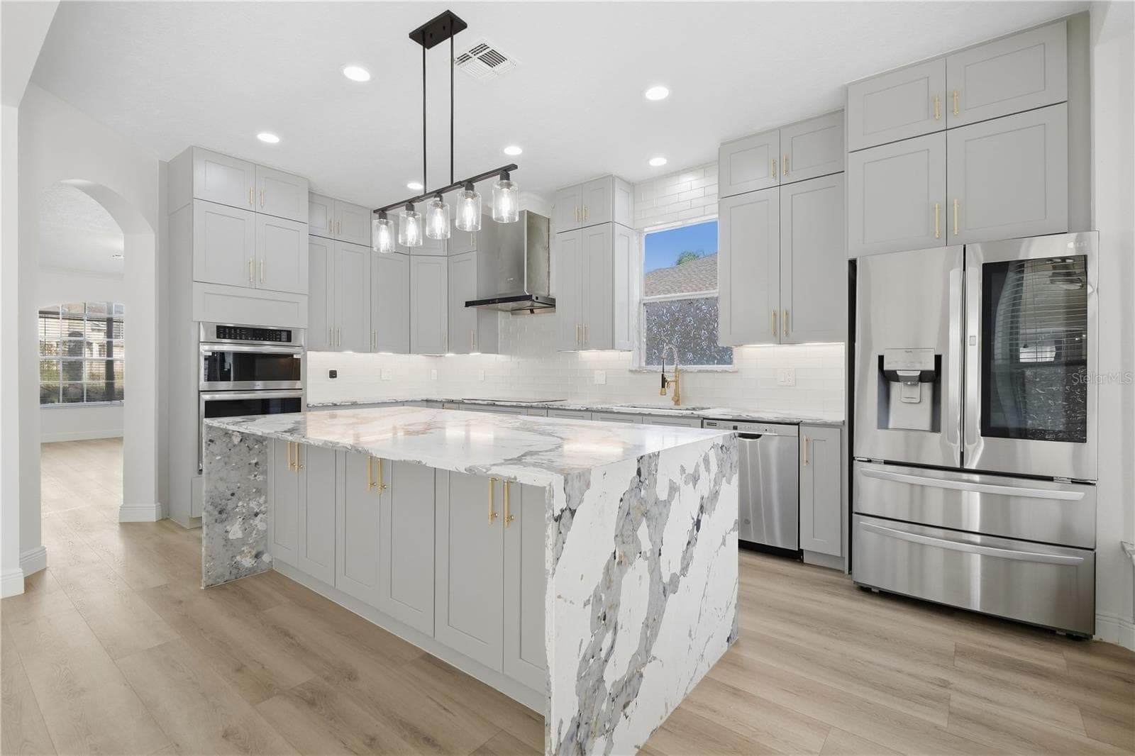 Single Family Residence at 2157 WINTERMERE POINTE DR, WINTER GARDEN, photo 13 of 34