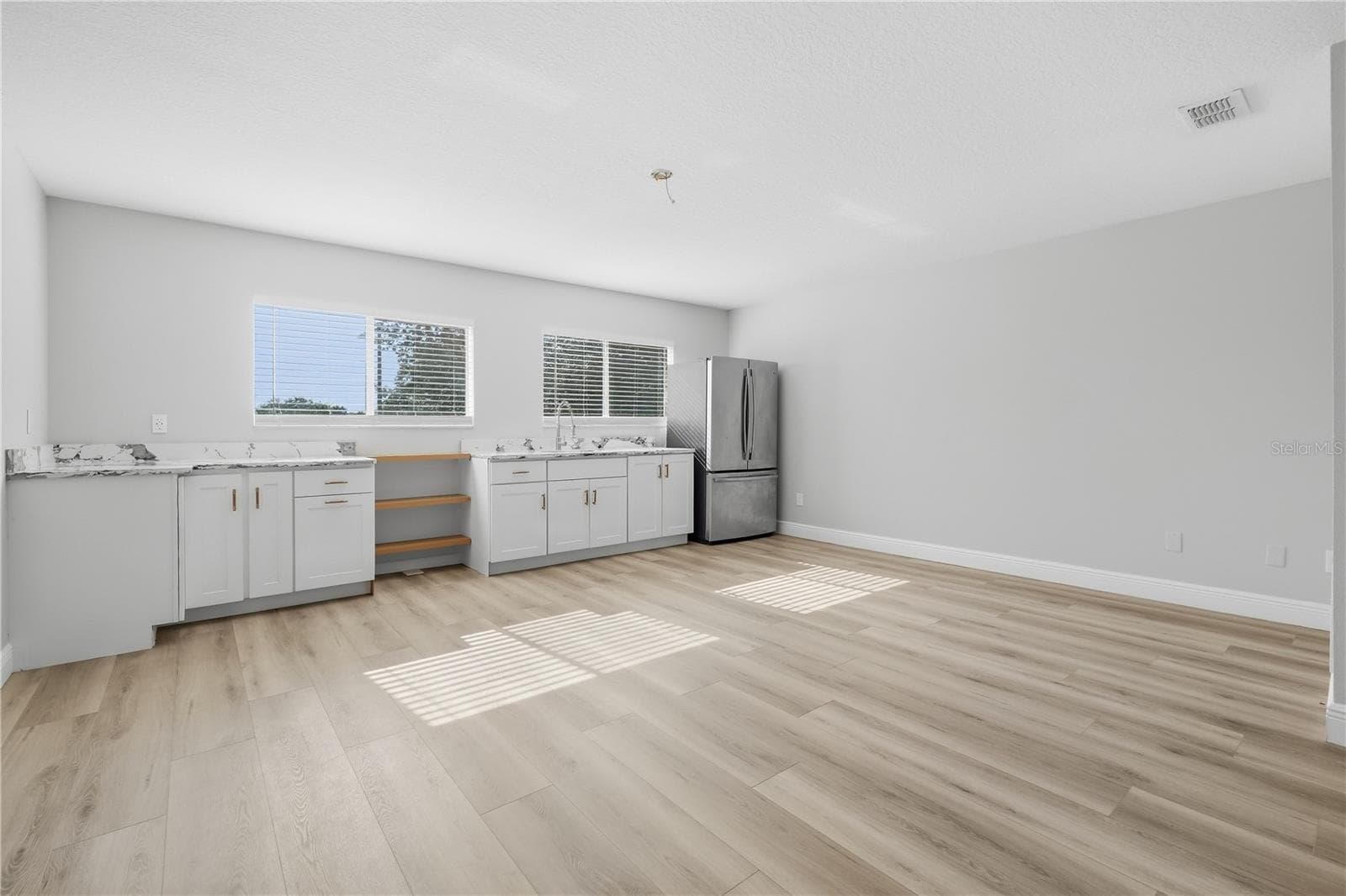 Single Family Residence at 2157 WINTERMERE POINTE DR, WINTER GARDEN, photo 25 of 34