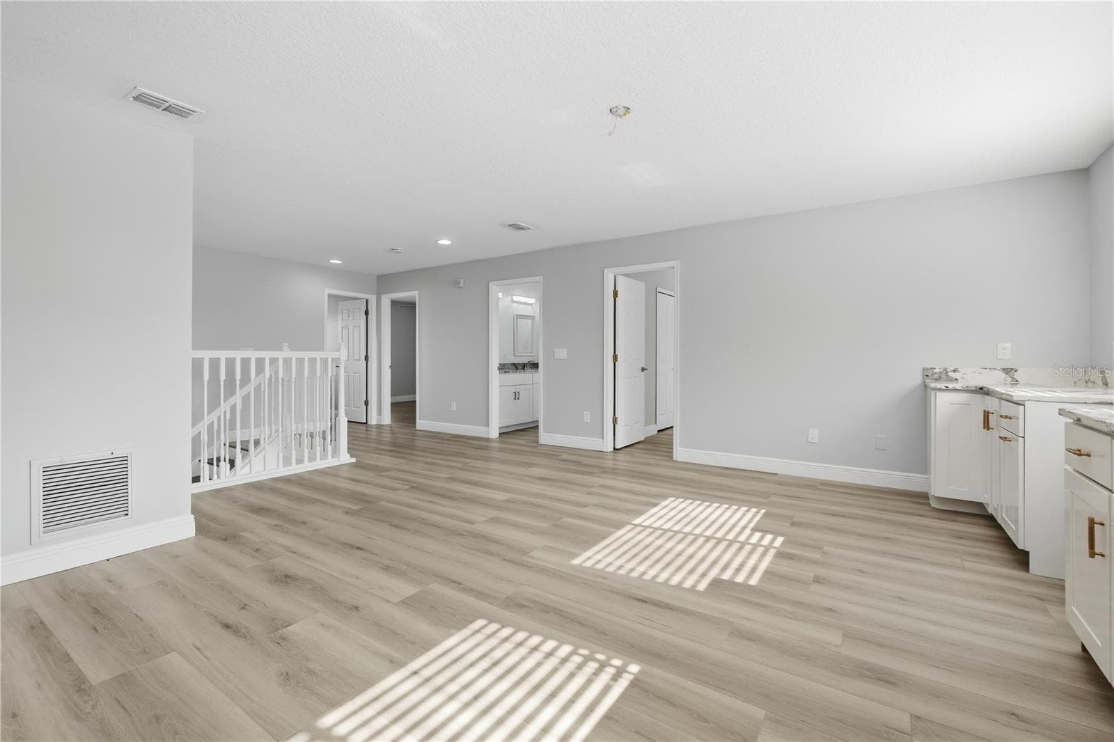 Single Family Residence at 2157 WINTERMERE POINTE DR, WINTER GARDEN, photo 27 of 34