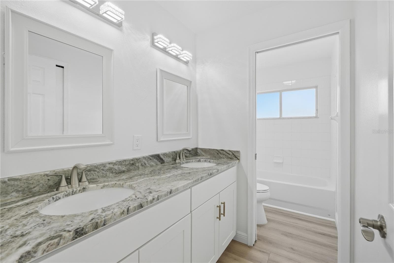 Single Family Residence at 2157 WINTERMERE POINTE DR, WINTER GARDEN, photo 32 of 34