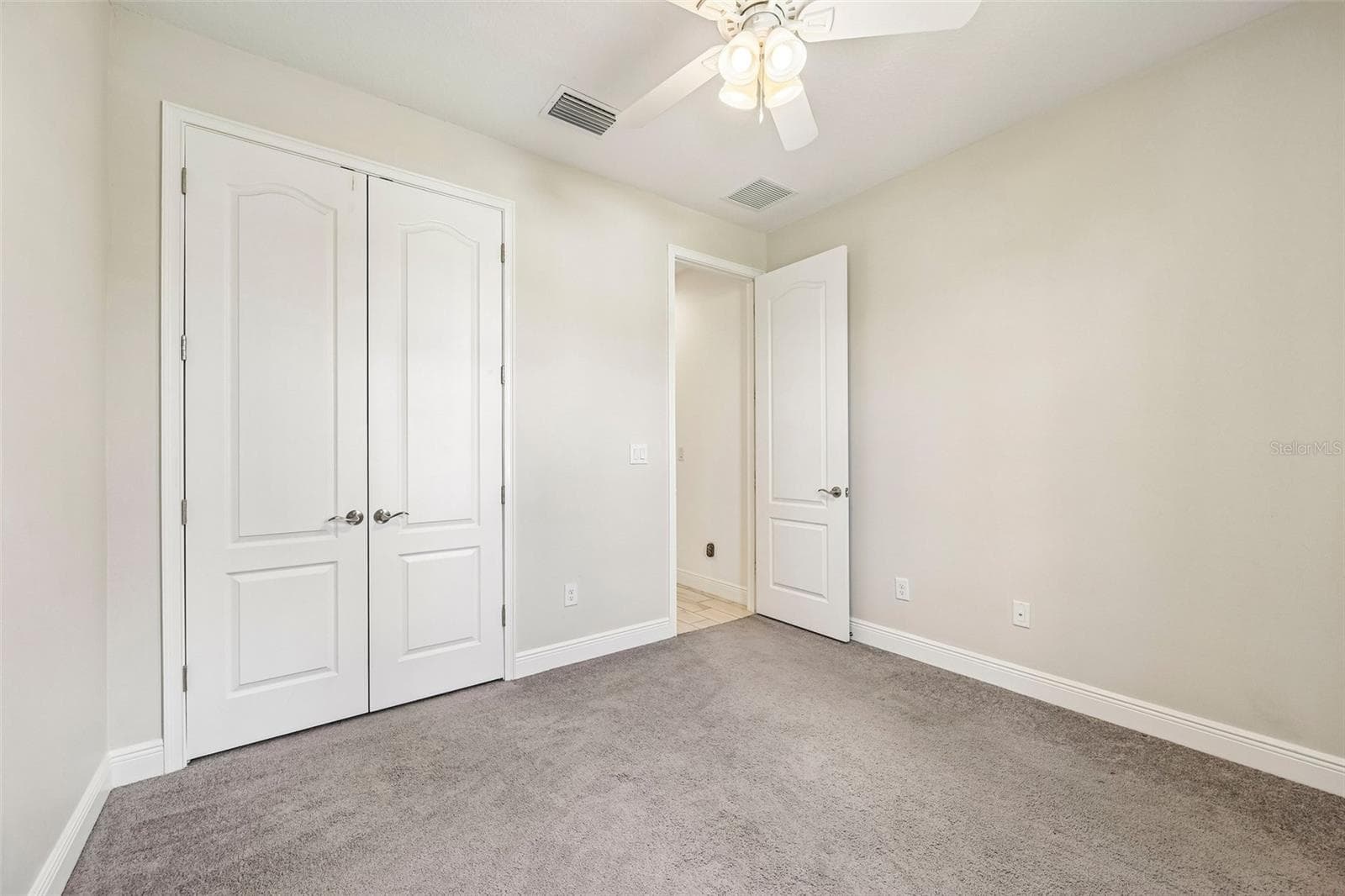 Single Family Residence at 4024 SALIDA DELSOL DR, SUN CITY CENTER, photo 24 of 39