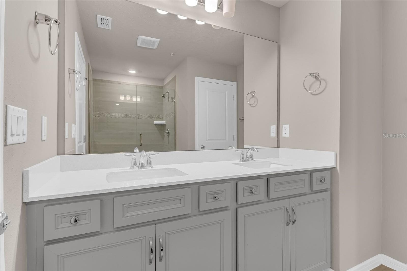 Townhouse at 14328 SAPELO BEACH DR, ORLANDO, photo 12 of 30