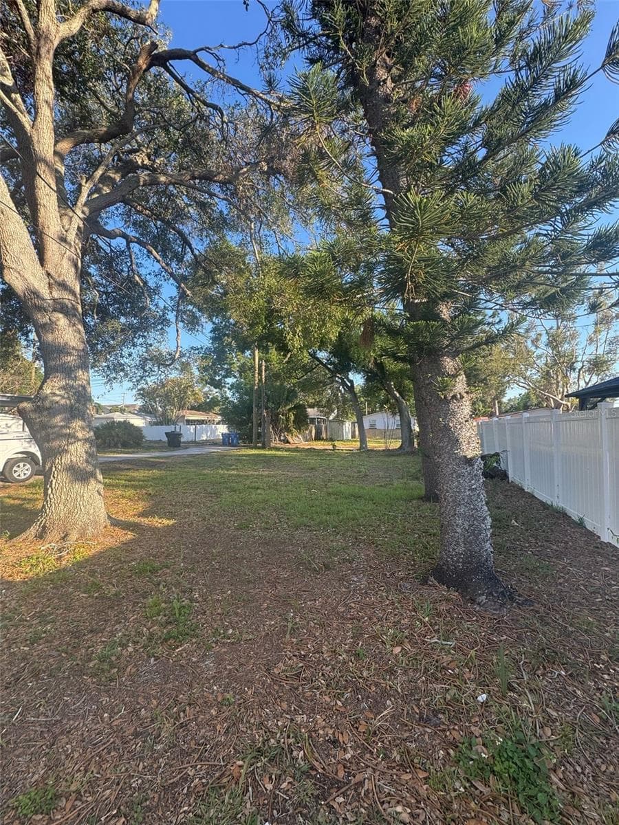 Single Family Residence at 342 51ST AVE N, ST PETERSBURG, photo 7 of 21