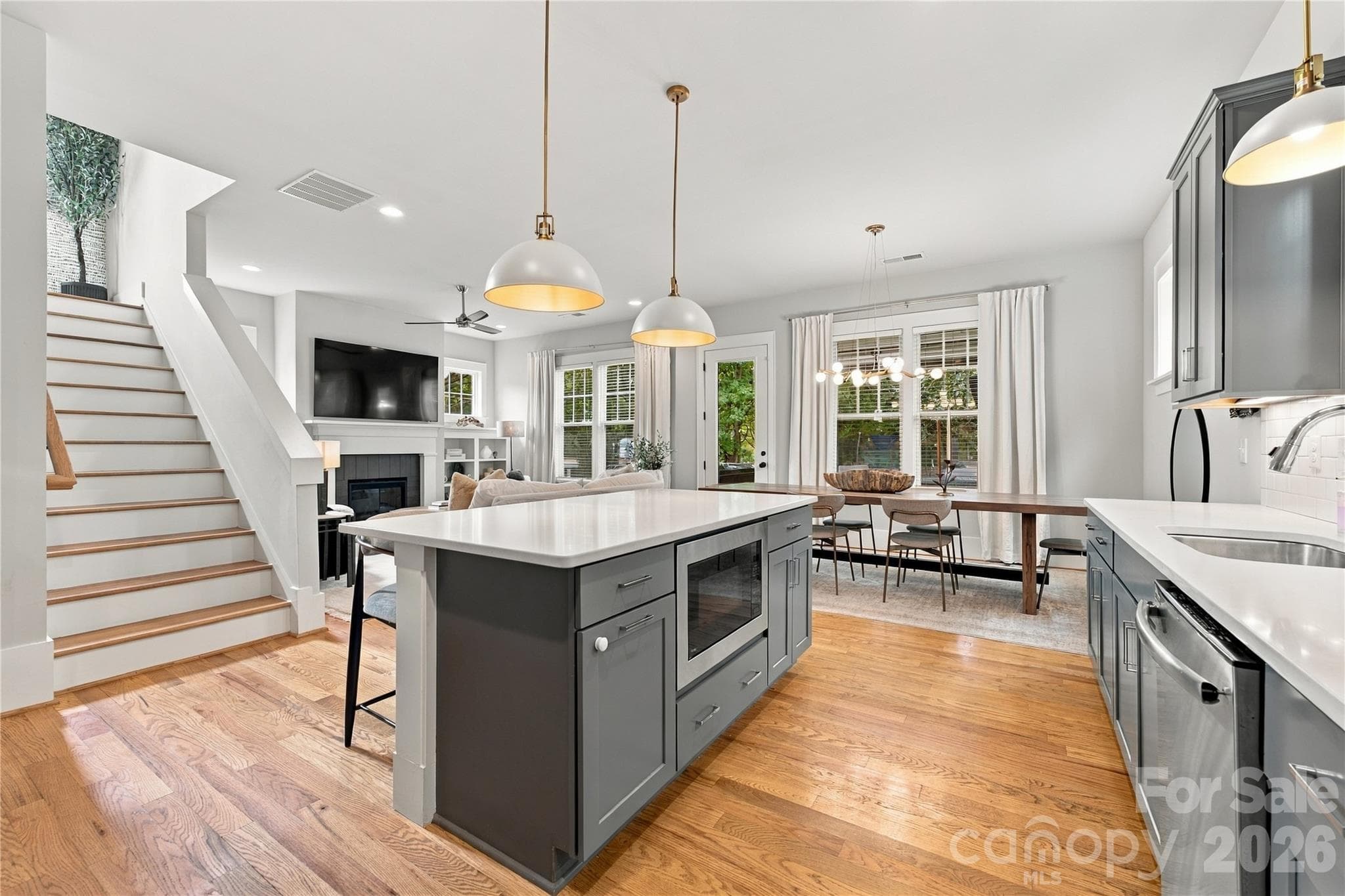 Single Family Residence at 1809 Summey Avenue, Charlotte, photo 5 of 38