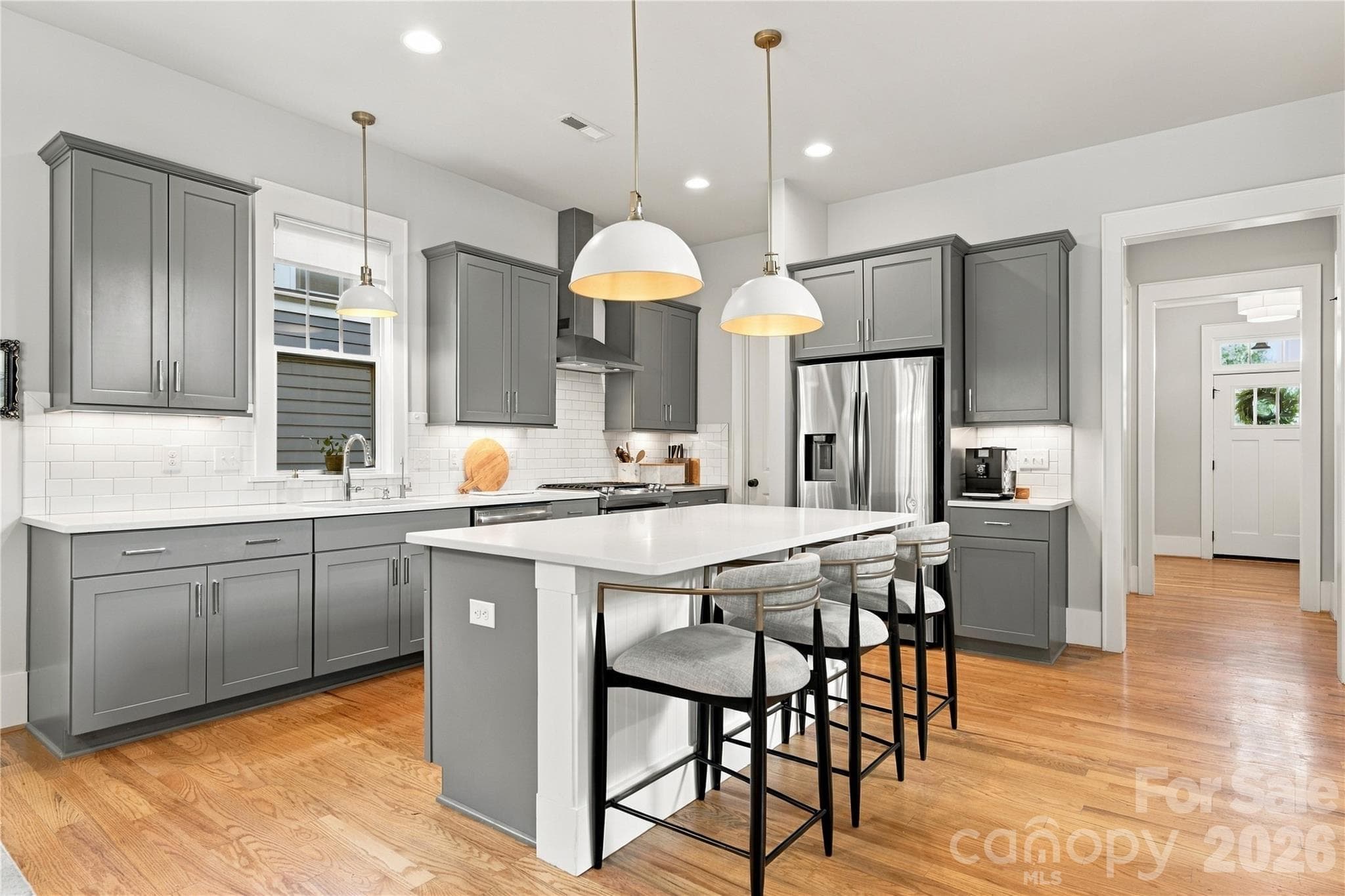 Single Family Residence at 1809 Summey Avenue, Charlotte, photo 12 of 38