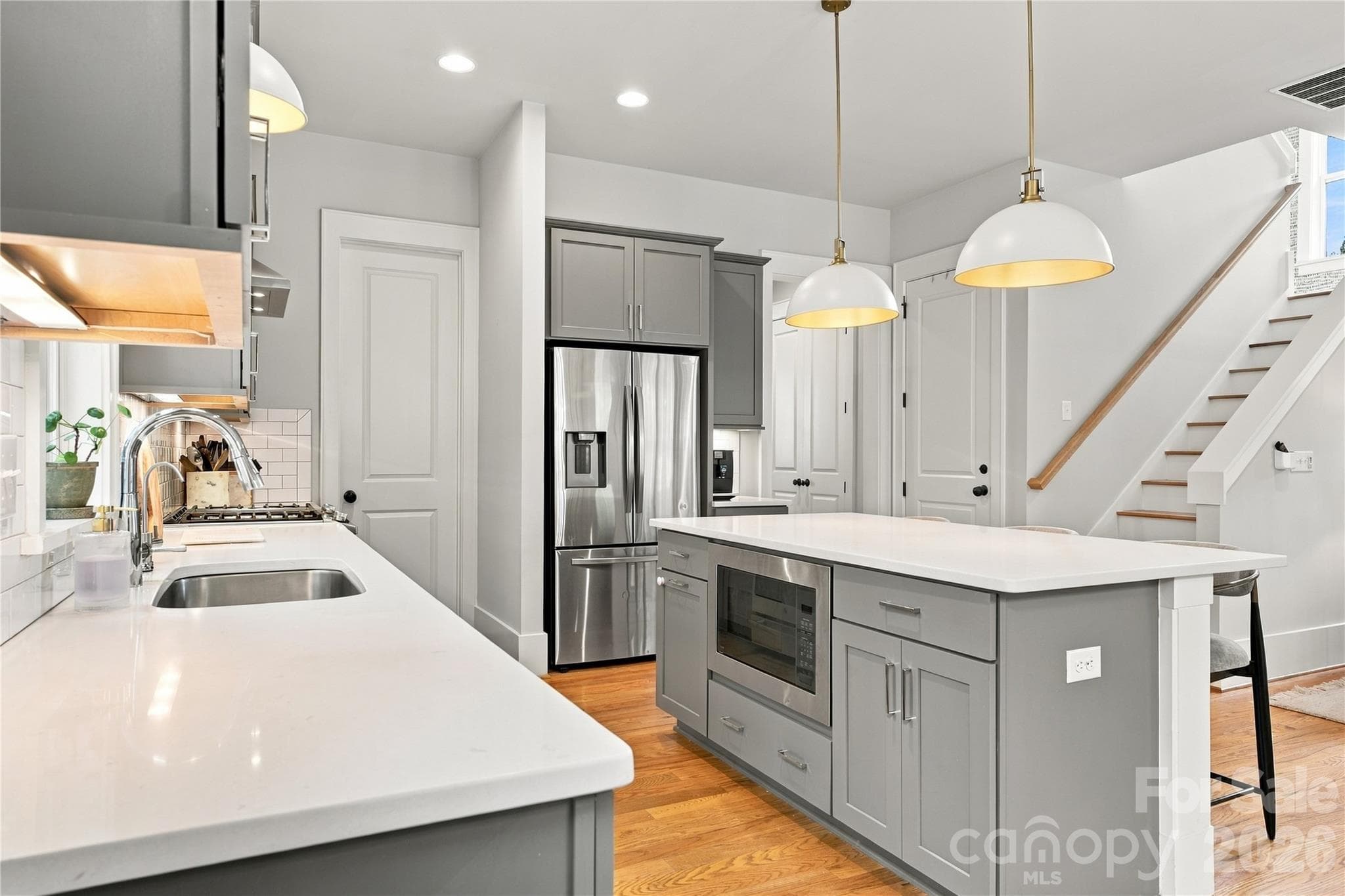 Single Family Residence at 1809 Summey Avenue, Charlotte, photo 13 of 38