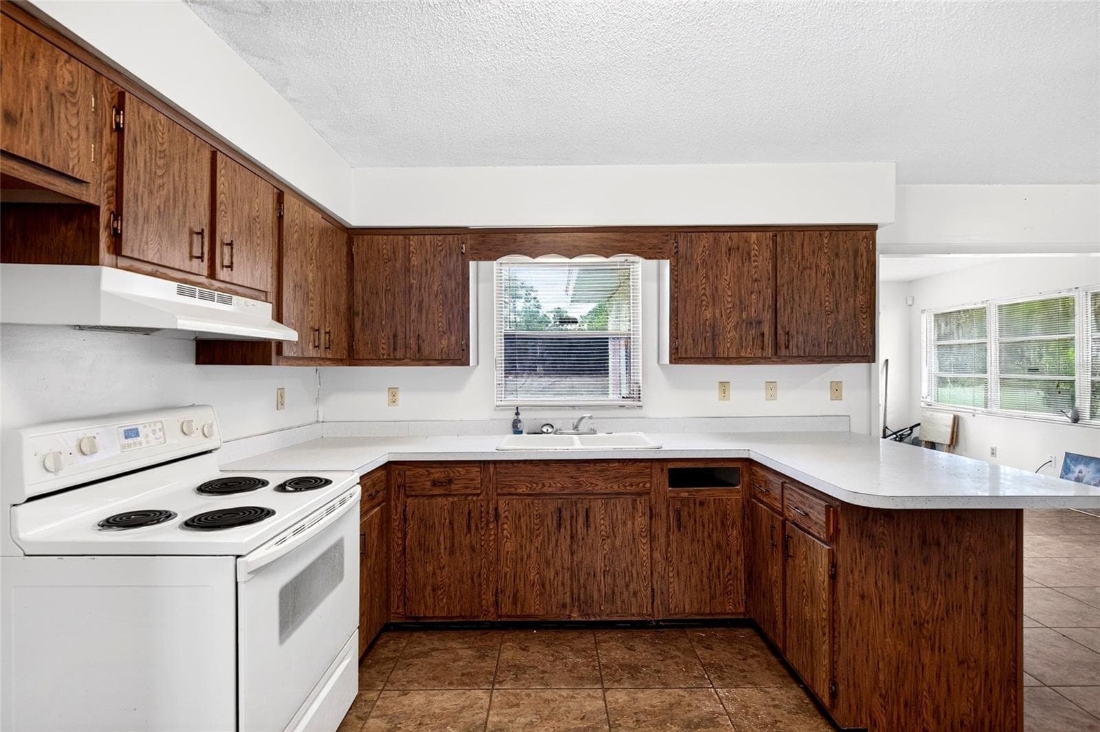 Single Family Residence at 10260 SE 129TH CT, DUNNELLON, photo 9 of 28