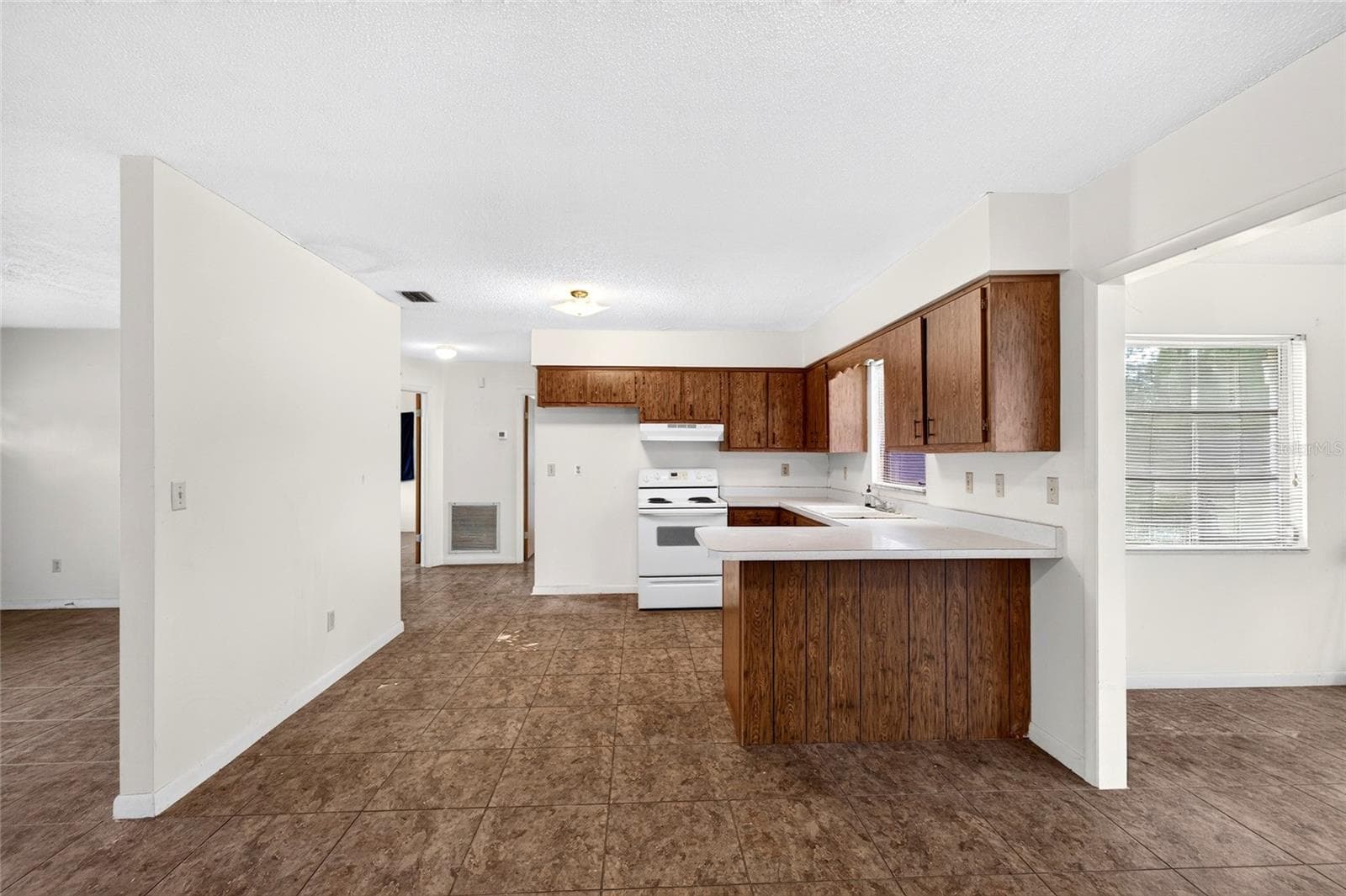 Single Family Residence at 10260 SE 129TH CT, DUNNELLON, photo 19 of 28