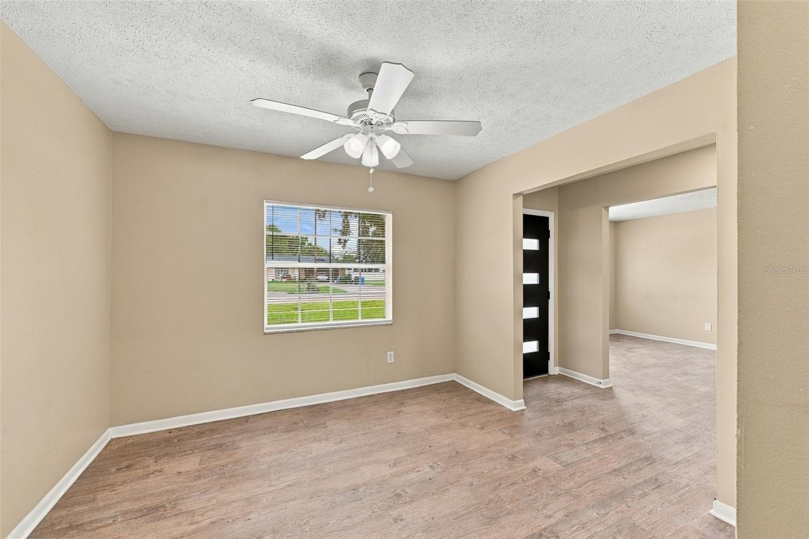 Single Family Residence at 509 CLEMONS RD, BRANDON, photo 30 of 43