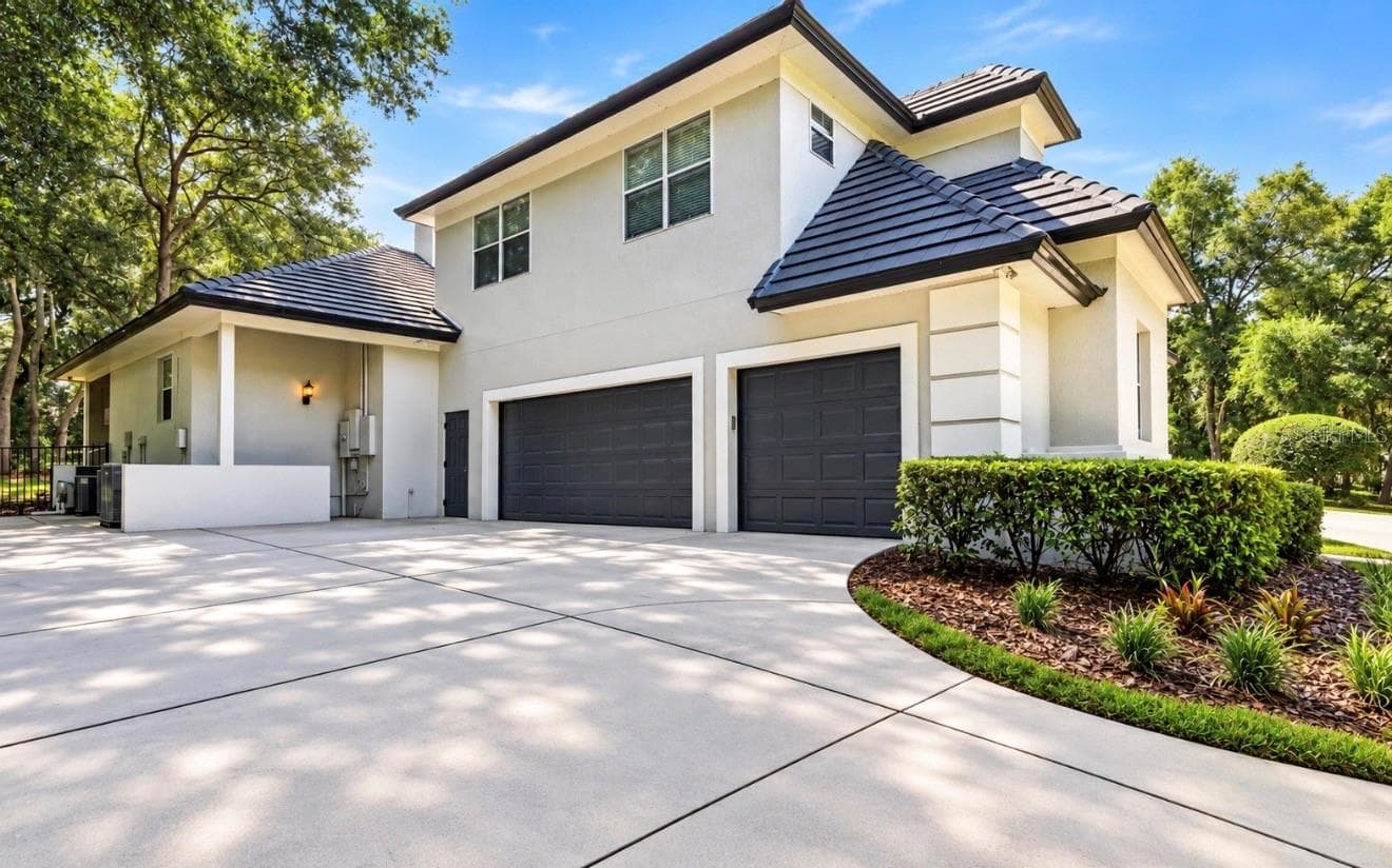 Single Family Residence at 950 SWEETWATER CLUB BLVD, LONGWOOD, photo 8 of 75