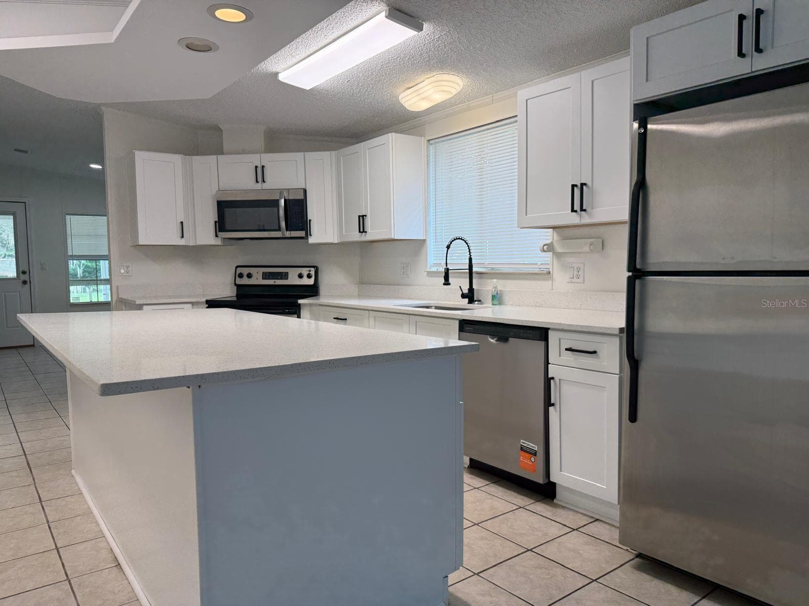 Manufactured Home at 601 MOOSE LODGE RD, BARTOW, photo 8 of 29