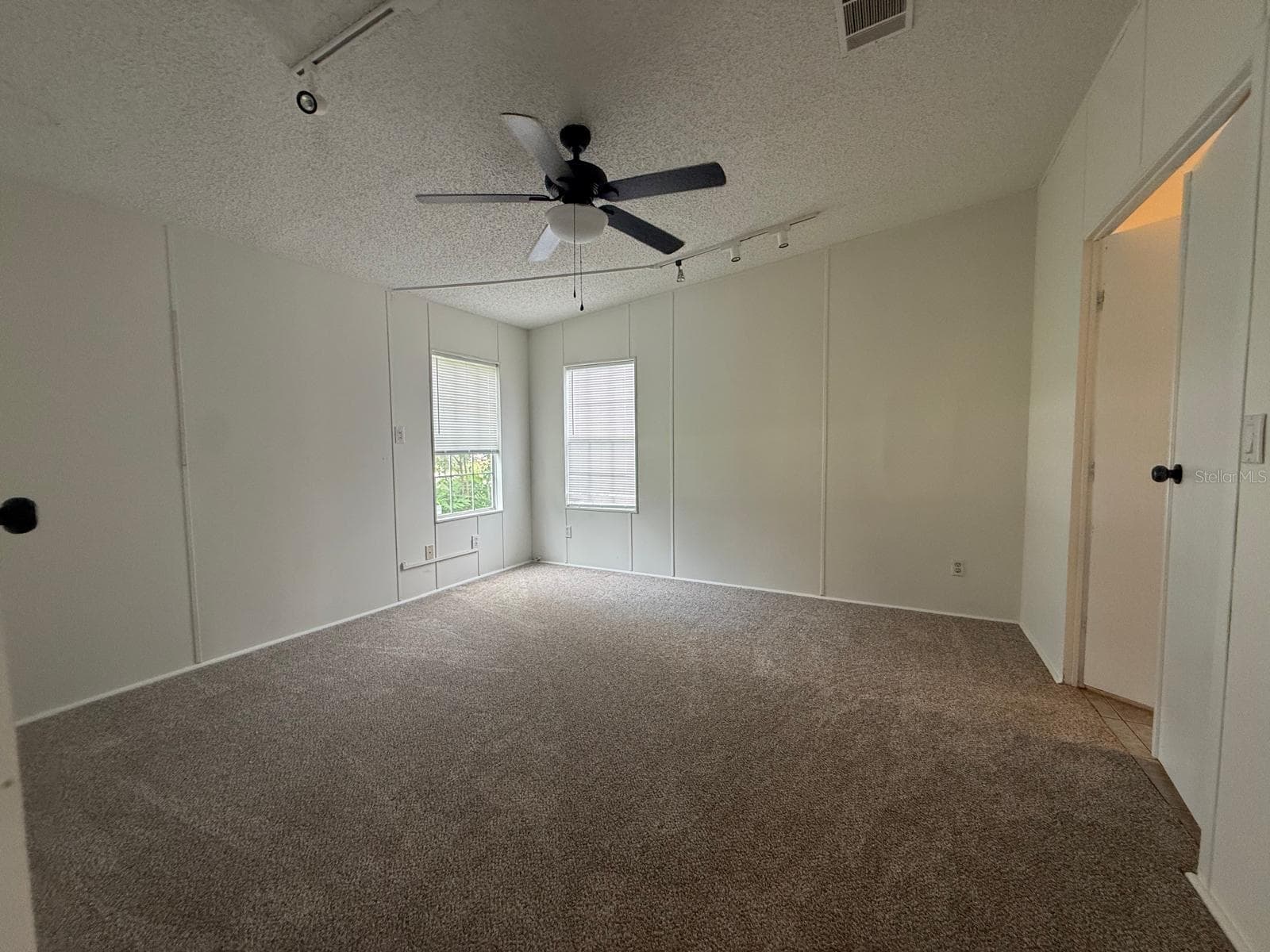 Manufactured Home at 601 MOOSE LODGE RD, BARTOW, photo 14 of 29