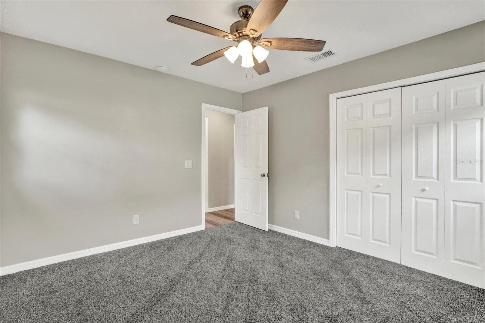 Single Family Residence at 7505 W HENRY AVE, TAMPA, photo 17 of 32