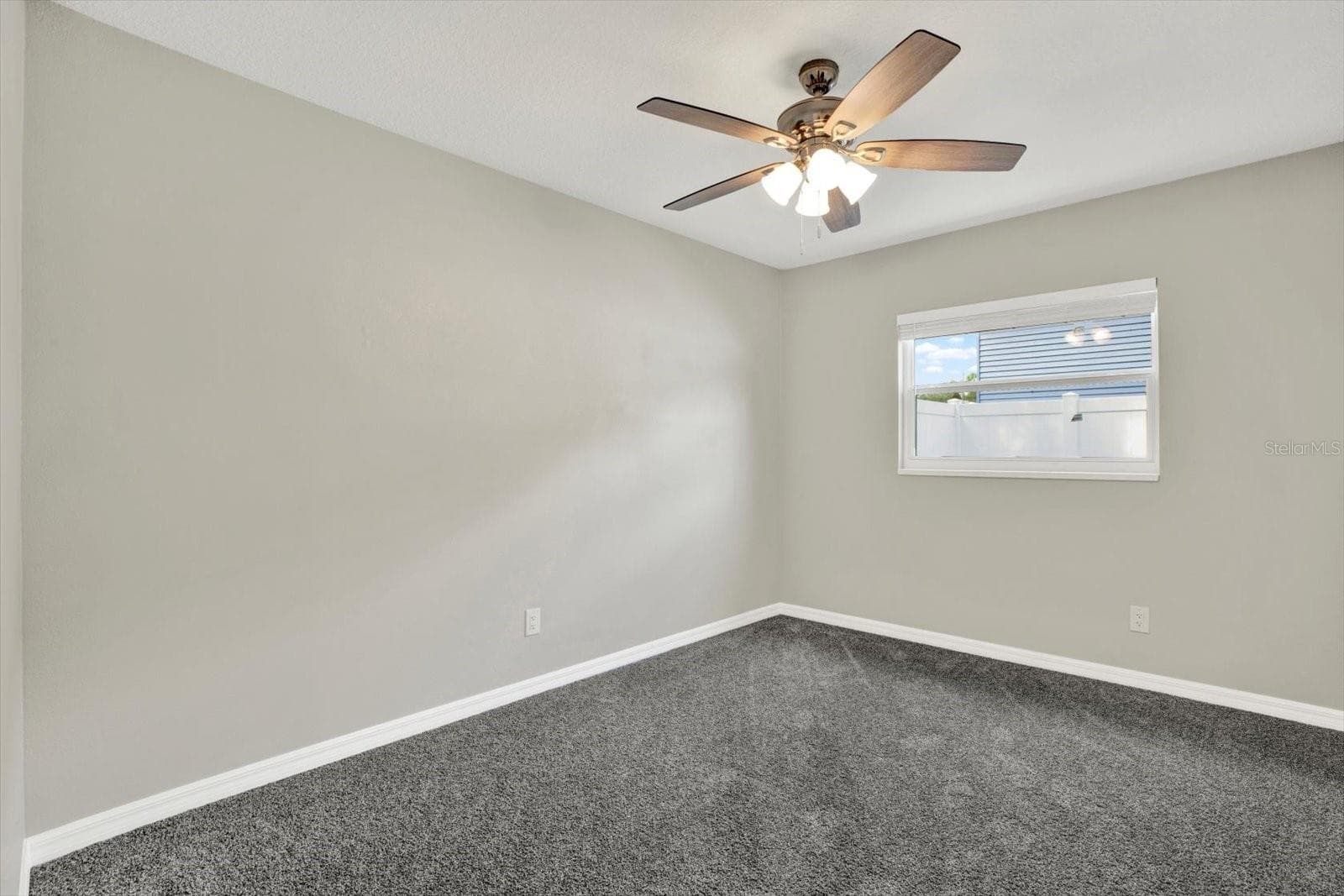 Single Family Residence at 7505 W HENRY AVE, TAMPA, photo 20 of 32
