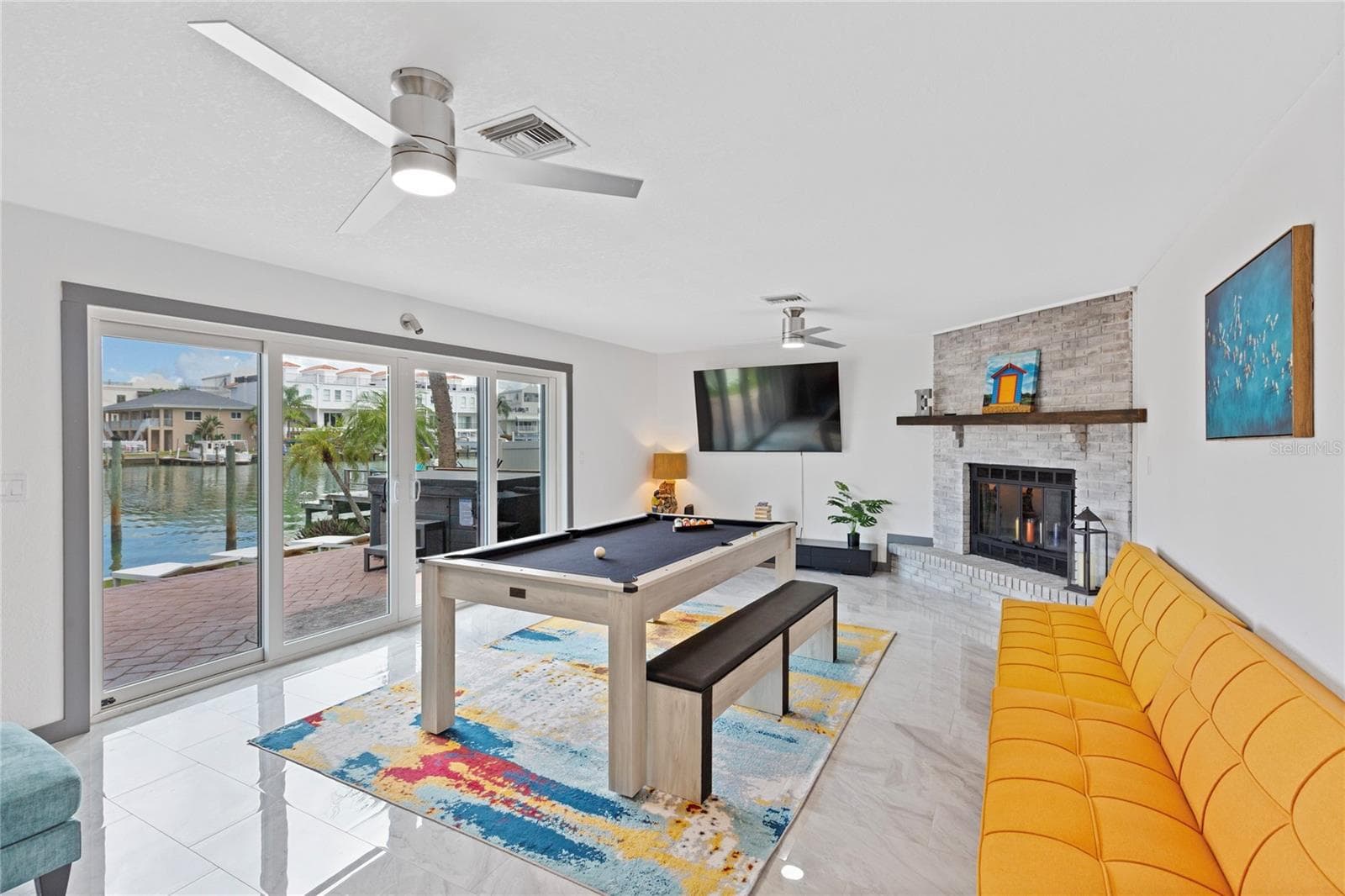 Single Family Residence at 166 BAYSIDE DR, CLEARWATER BEACH, photo 26 of 44